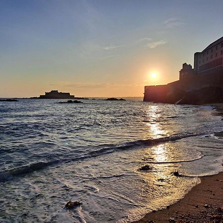 Appartement Au Coeur D'Intra Muros Saint-Malo Luaran gambar