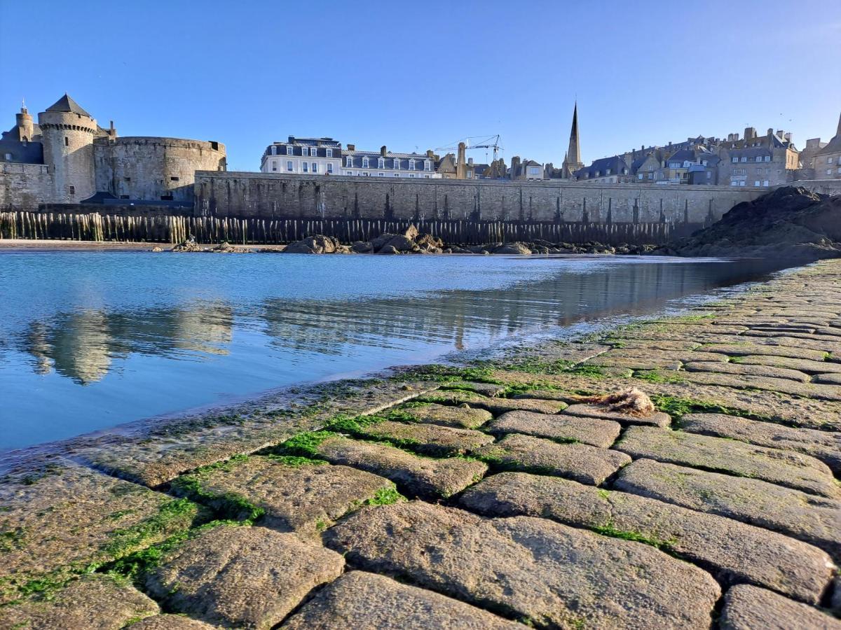 Appartement Au Coeur D'Intra Muros Saint-Malo Luaran gambar